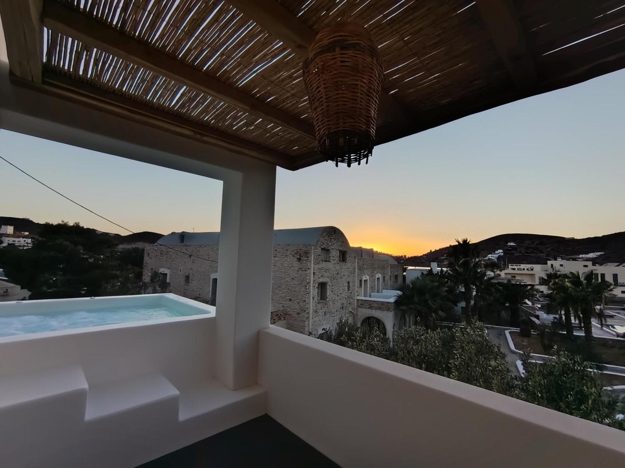 Yialos Ios Hotel Buitenkant foto